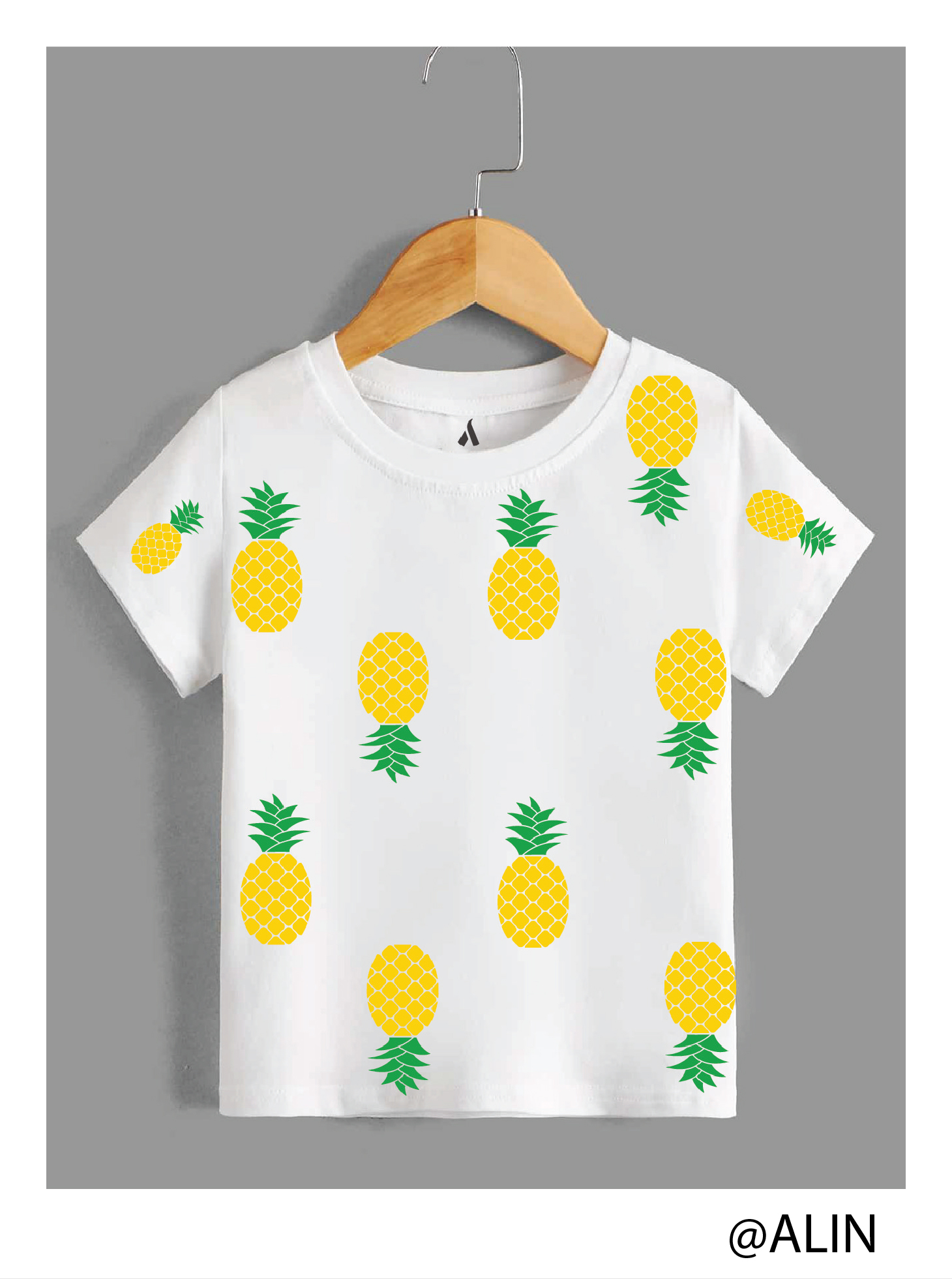 PINEAPPLE AOP TSHIRT